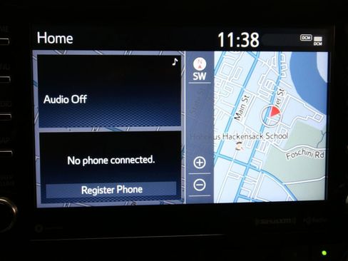 Used 2021 Toyota Highlander XLE image 22