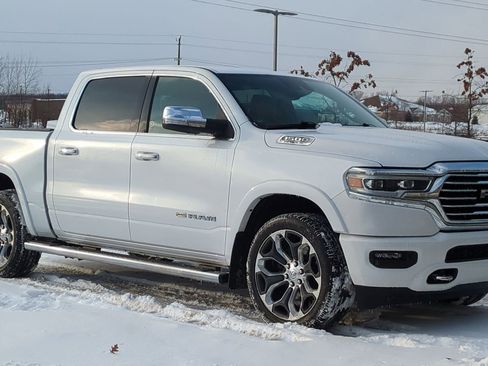 Used 2022 RAM 1500 Limited w/ Body-Colour Bumper Group image 10