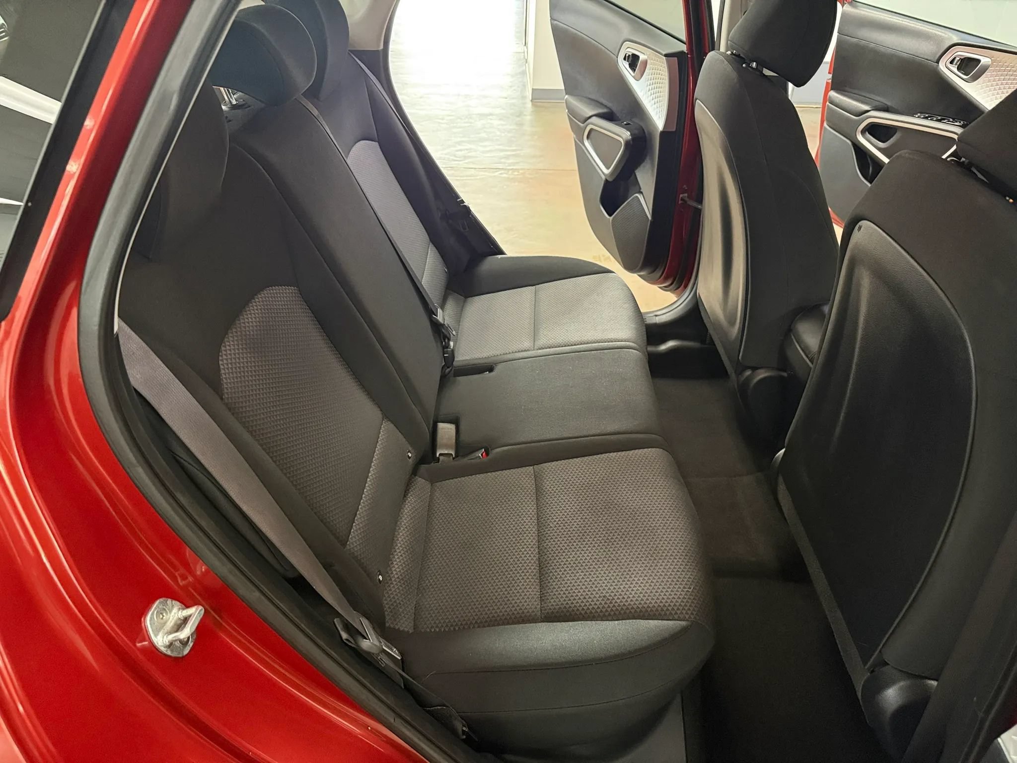 Used 2022 Kia Soul LX FWD image 11