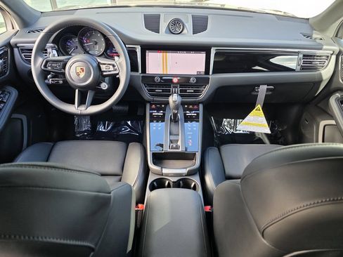 New 2026 Porsche Macan AWD/4WD image 17