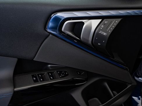 New 2026 BMW X3 M50 w/ Premium Package image 25