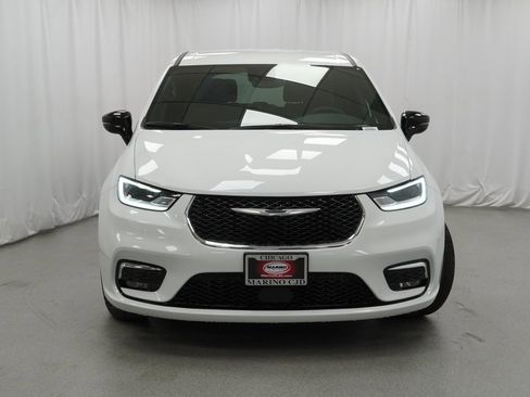 New 2026 Chrysler Pacifica Select image 7