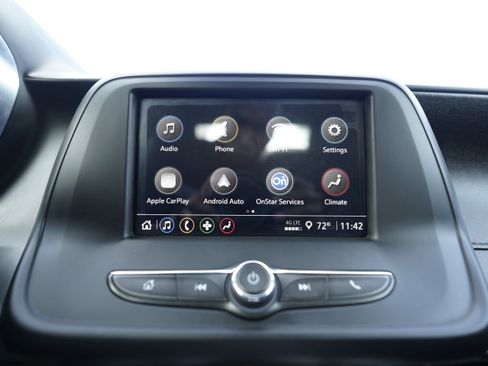 Used 2021 Chevrolet Camaro LT image 22