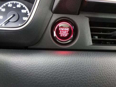 Used 2023 Honda Pilot Touring image 19