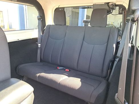 Used 2015 Jeep Wrangler Sport AWD/4WD image 12