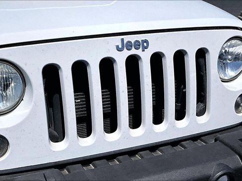 Used 2018 Jeep Wrangler Unlimited Sport S AWD/4WD image 26
