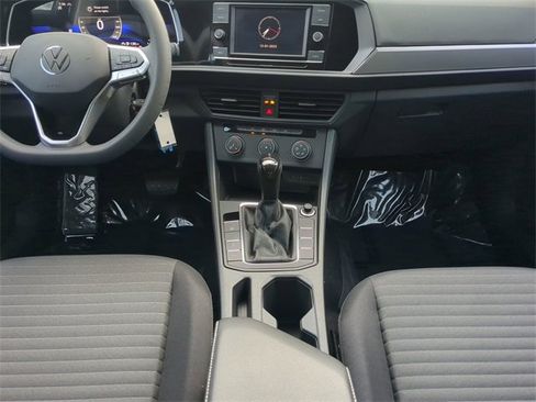 Certified 2023 Volkswagen Jetta S image 13