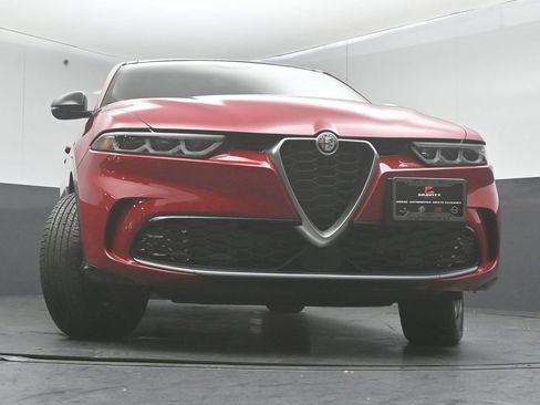 Used 2024 Alfa Romeo Tonale Ti image 36