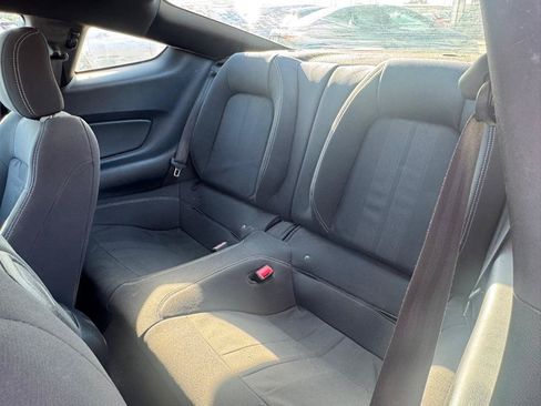 Used 2018 Ford Mustang Coupe w/ Equipment Group 101A RWD image 11