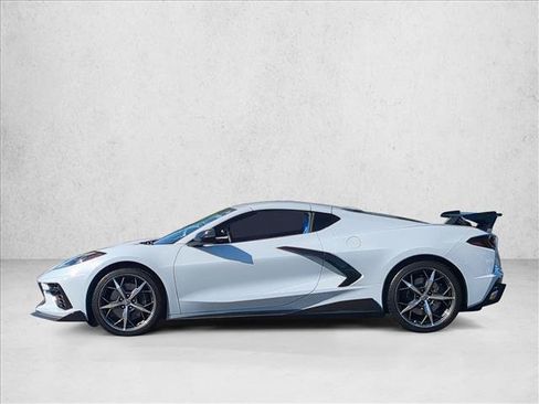 Used 2023 Chevrolet Corvette Stingray Premium Cpe w/ Z51 Performance Package RWD image 9