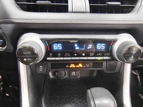 Used 2024 Toyota RAV4 XLE image 23