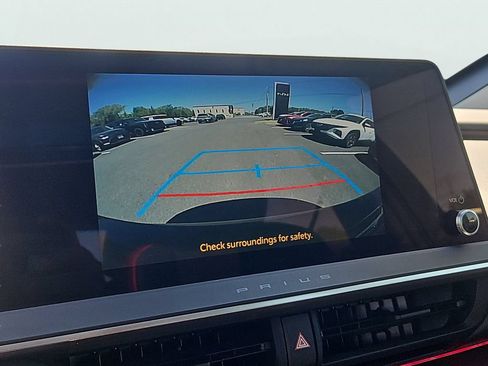 Used 2024 Toyota Prius Prime FWD image 16