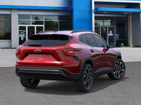New 2026 Chevrolet Trax RS w/ Sunroof Package FWD image 28
