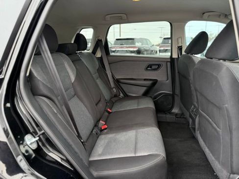 Used 2022 Nissan Rogue S image 18