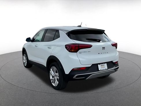 Used 2025 Buick Encore GX Preferred AWD/4WD image 11