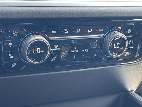 New 2026 Chevrolet Silverado 1500 High Country AWD/4WD image 24