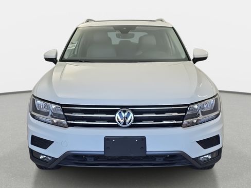 Used 2020 Volkswagen Tiguan SEL w/ 3rd Row Seat Package image 8