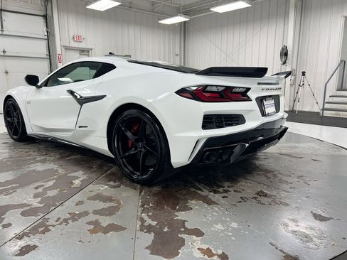 New 2026 Chevrolet Corvette E-Ray w/ Stars & Steel Limited Edition AWD/4WD image 4