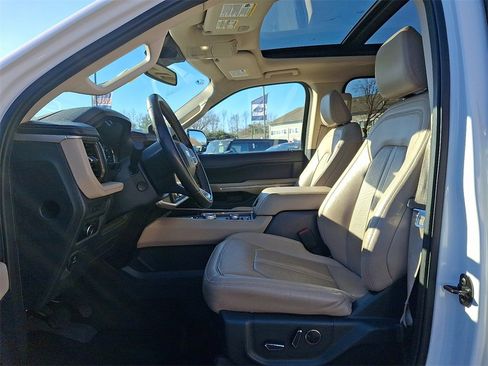 Certified 2023 Ford Expedition Limited image 14