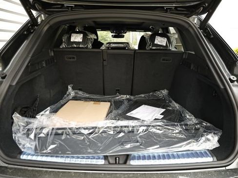 New 2025 Audi SQ5 Premium Plus AWD/4WD image 30