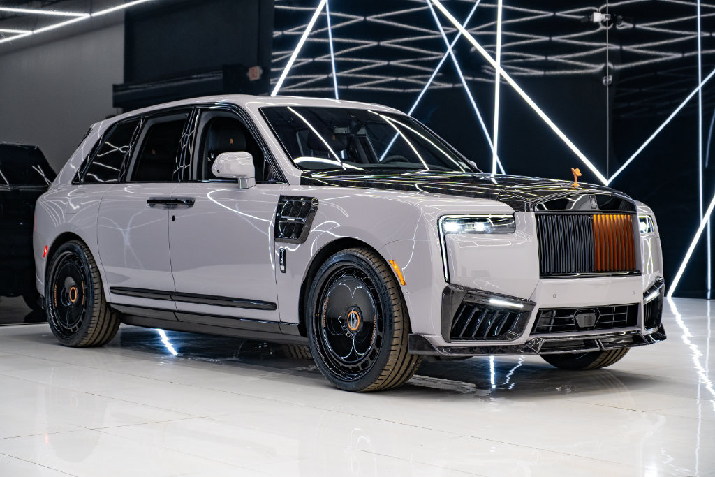 Used 2026 Rolls-Royce Cullinan AWD/4WD image 1