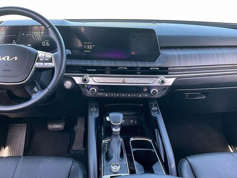 Certified 2024 Kia Telluride EX w/ EX Captain's Chair Package image 6