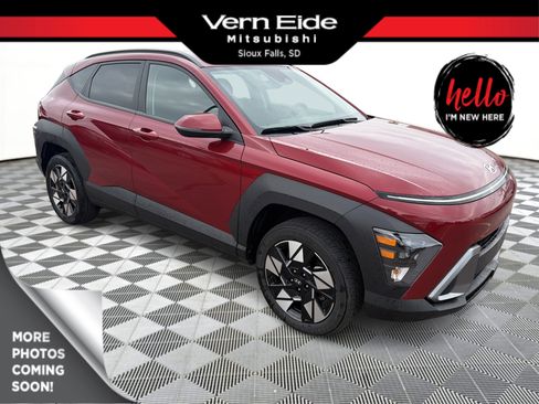 Used 2024 Hyundai Kona SEL image 1
