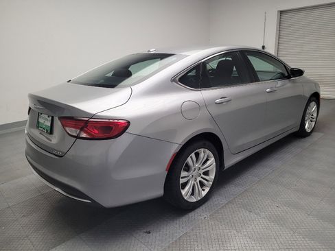Used 2015 Chrysler 200 Limited w/ Convenience Group image 9