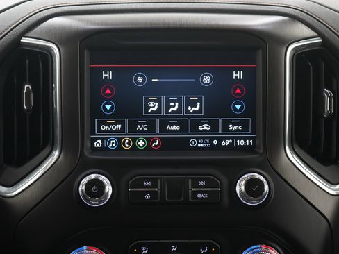 Used 2023 GMC Sierra 2500 AT4 w/ Gooseneck/5TH Wheel Package image 18