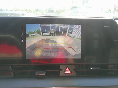 Used 2024 Kia Sportage EX image 24