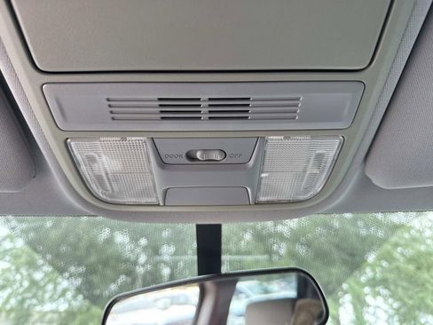 Used 2017 Honda CR-V LX image 41