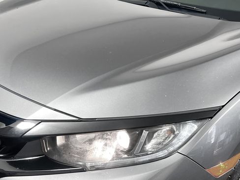Used 2020 Honda Civic Sport image 10