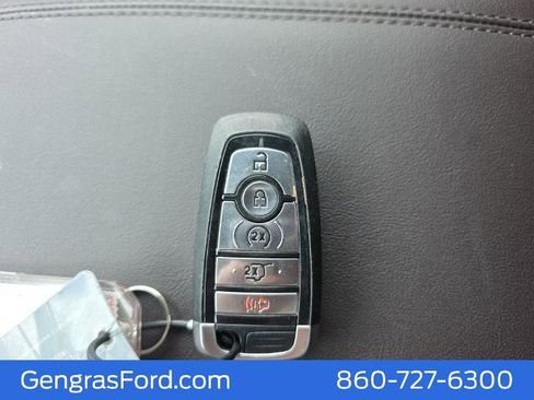 Certified 2025 Ford Explorer Platinum w/ LUX Leather Package AWD/4WD image 38