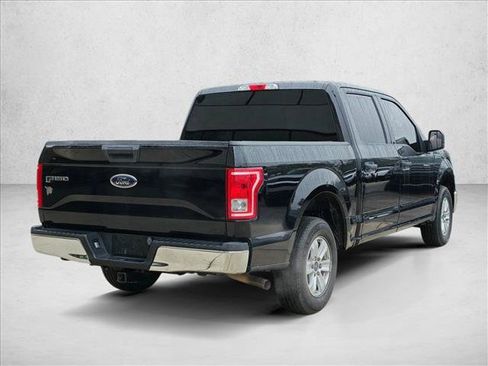 Used 2017 Ford F150 XLT image 5