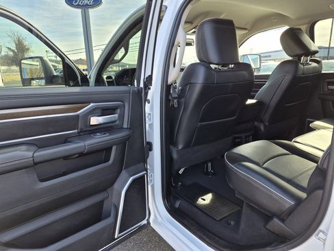 Used 2024 RAM 2500 Laramie image 26