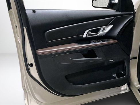 Used 2012 GMC Terrain SLT image 19