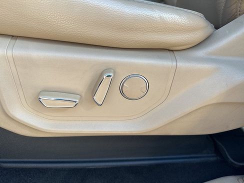 Used 2018 Ford F250 Lariat w/ Lariat Value Package image 17