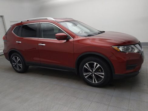 Used 2020 Nissan Rogue SV w/ Premium Package FWD image 11