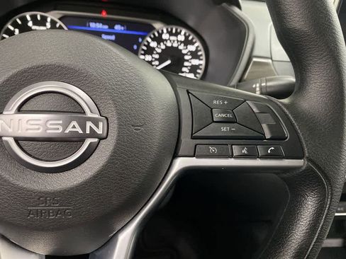 Used 2025 Nissan Altima 2.5 SV image 22