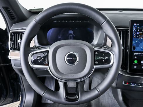 Certified 2026 Volvo XC90 B6 Plus w/ Protection Package Premier AWD/4WD image 11