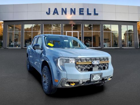 New 2026 Ford Maverick Tremor image 2