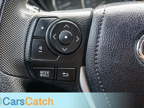 Used 2016 Toyota Corolla LE image 27