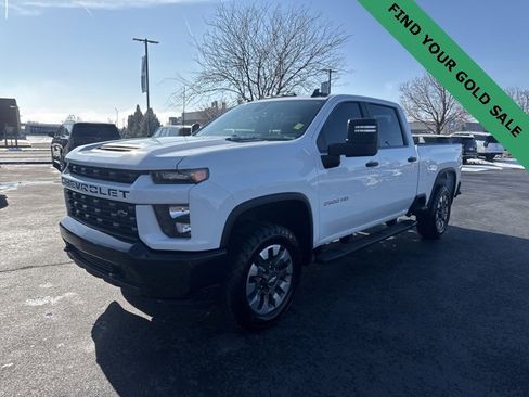 Certified 2022 Chevrolet Silverado 2500 Custom w/ Custom Value Package image 3