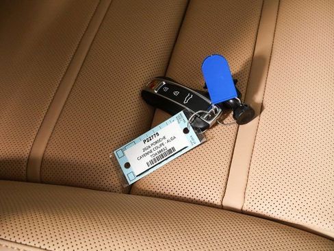 New 2026 Porsche Cayenne Coupe image 40