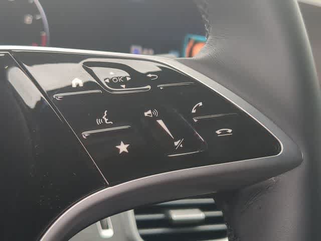 Used 2025 Mercedes-Benz GLE 580 4MATIC image 26