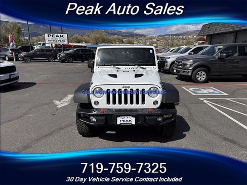 Used 2016 Jeep Wrangler Unlimited Rubicon AWD/4WD image 2