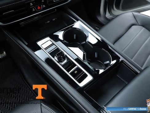 Used 2024 Volkswagen Atlas Cross Sport SEL R-Line image 24