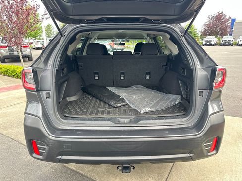Used 2020 Subaru Outback Premium AWD/4WD image 25