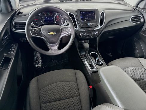 Used 2022 Chevrolet Equinox LT image 17