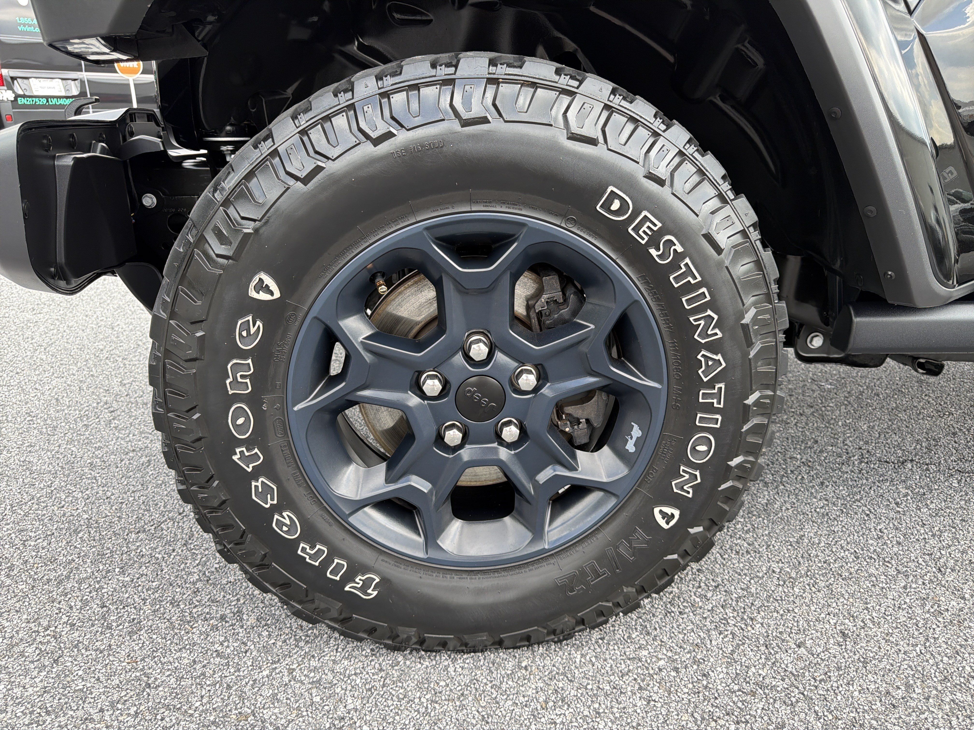 Used 2023 Jeep Gladiator Sport AWD/4WD image 13